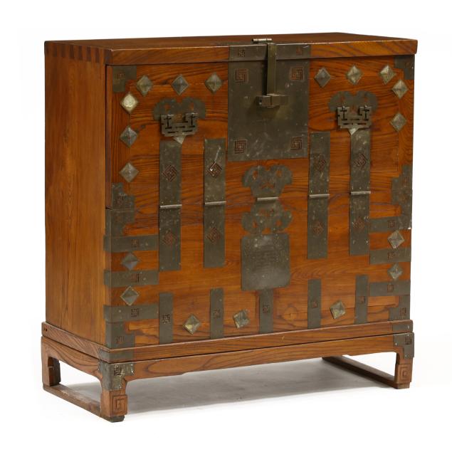 asian-elm-tansu-chest-on-stand