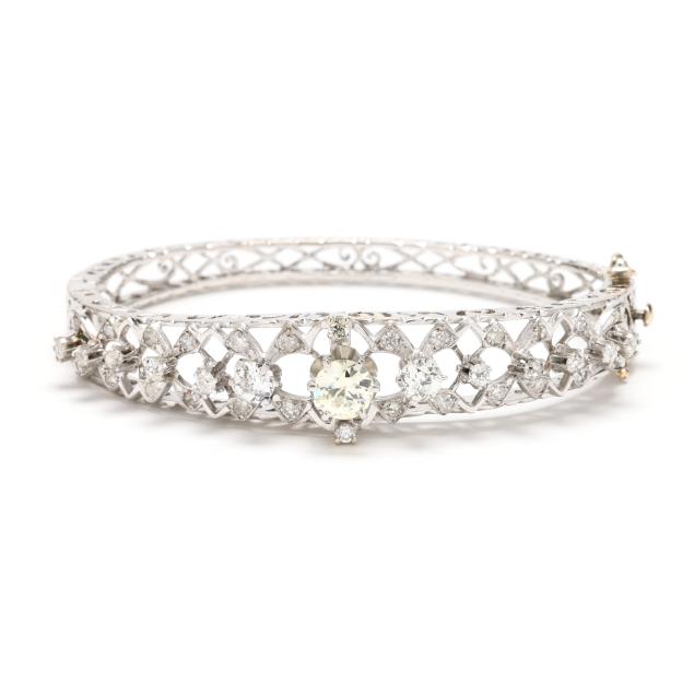 vintage-white-gold-and-diamond-bracelet