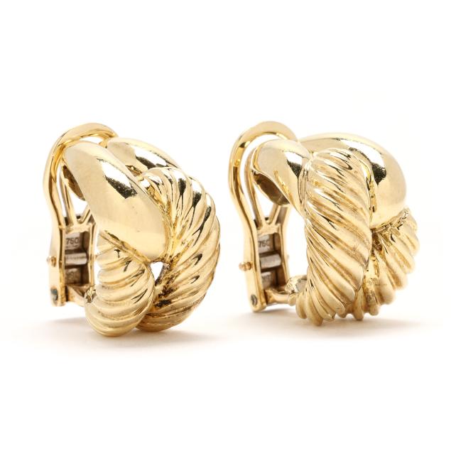 gold-i-labyrinth-i-earrings-david-yurman