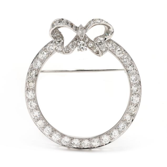 vintage-platinum-and-diamond-circle-brooch