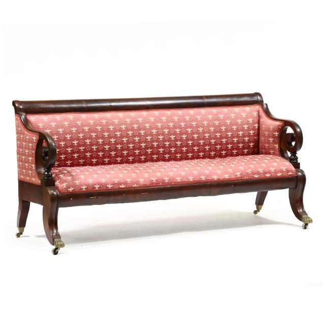 american-classical-diminutive-mahogany-sofa