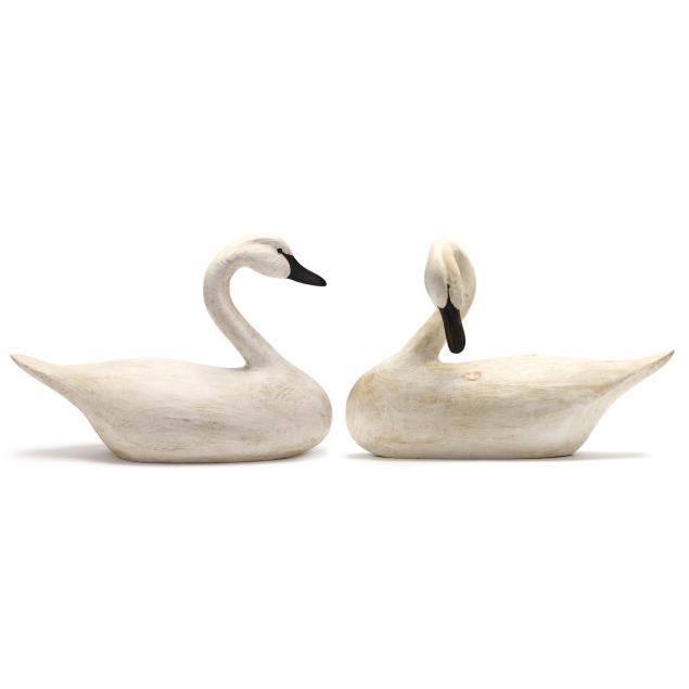 pair-of-large-decorative-swans