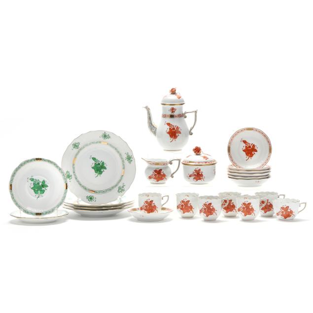 herend-i-chinese-bouquet-i-tableware-in-rust-and-green-23-pieces