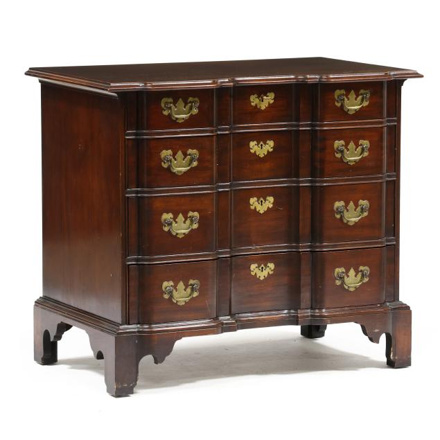 chippendale-style-mahogany-block-front-chest-of-drawers