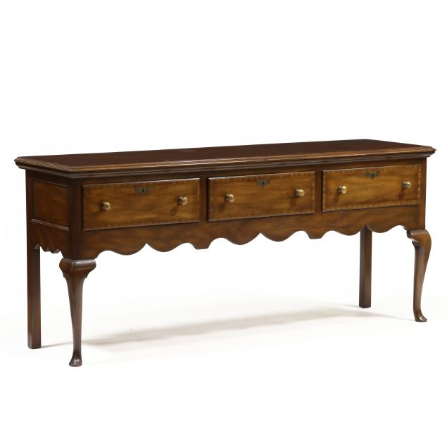 kittinger-colonial-williamsburg-restoration-mahogany-sideboard