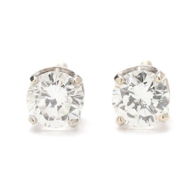 pair-of-diamond-stud-earrings