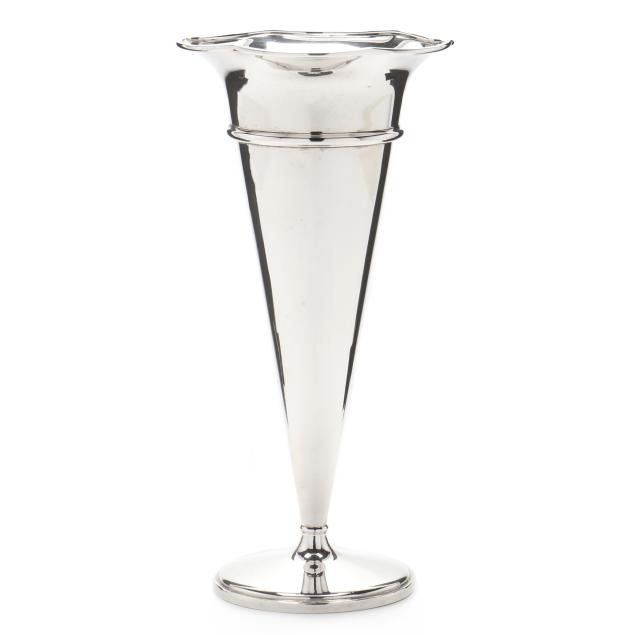 sterling-silver-trumpet-vase