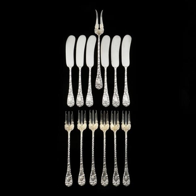 durgin-i-chrysanthemum-i-sterling-silver-flatware