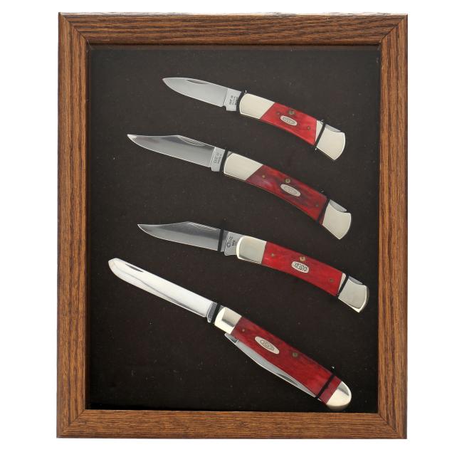 case-knives-wall-mounted-display-with-five-knives