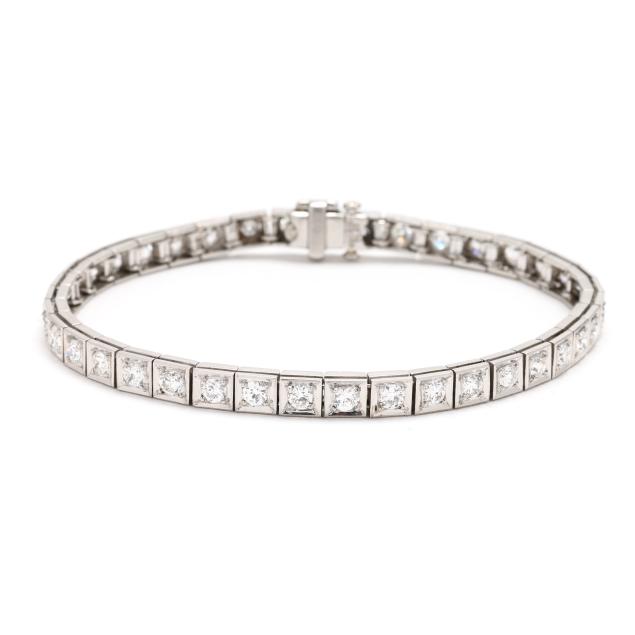 antique-platinum-and-diamond-line-bracelet