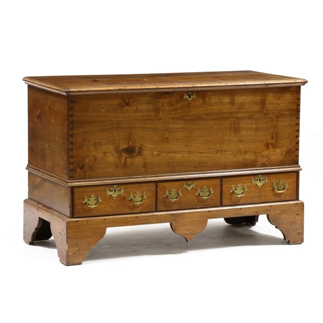 pennsylvania-chippendale-walnut-blanket-chest