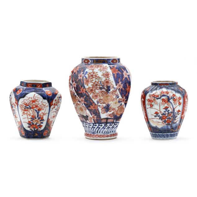 three-japanese-imari-porcelain-mantel-vases