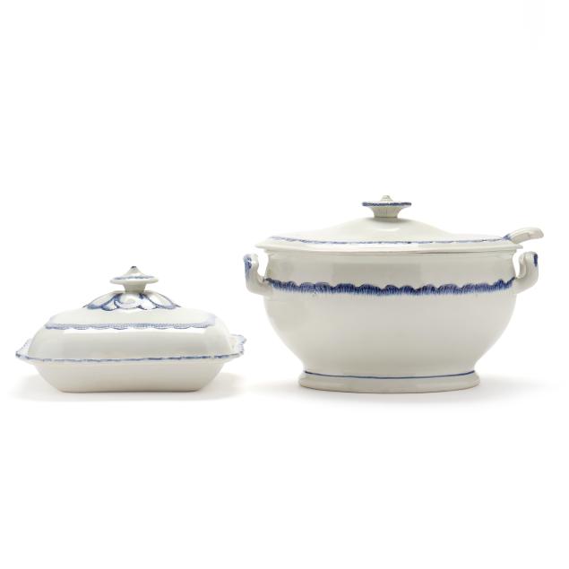 two-pearlware-blue-shell-edge-serving-pieces