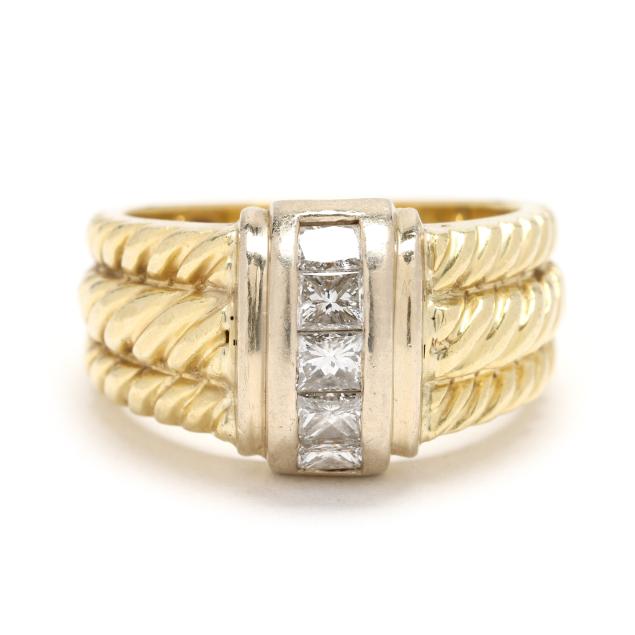 gold-and-diamond-ring