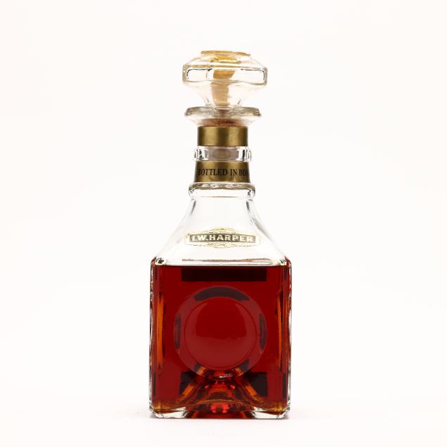 i-w-harper-bourbon-whiskey-in-glass-decanter