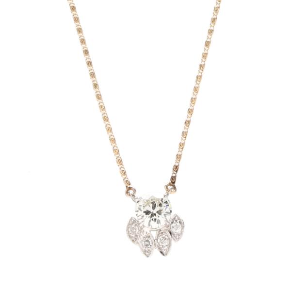 platinum-gold-and-diamond-pendant-necklace