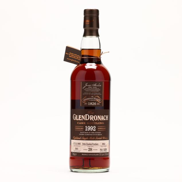 glendronach-28-year-old-pedro-ximenez-puncheon-scotch-whisky-limited-bottling-vintage-1992