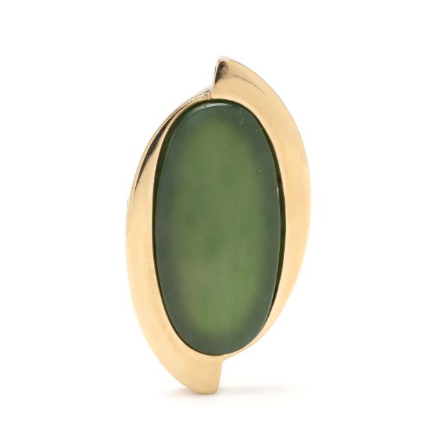 gold-and-nephrite-jade-ring