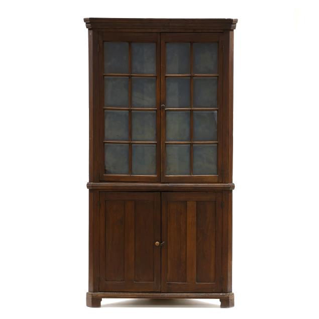 north-carolina-chippendale-walnut-corner-cupboard