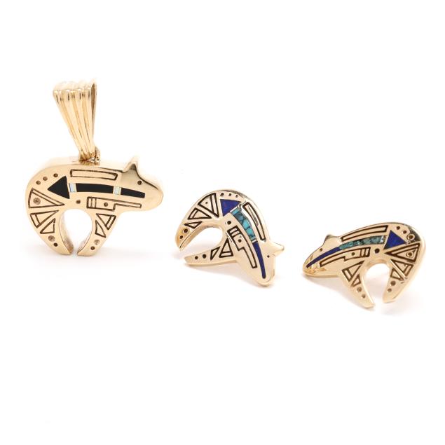 inlaid-gold-bear-motif-pendant-and-earrings-ray-tracey