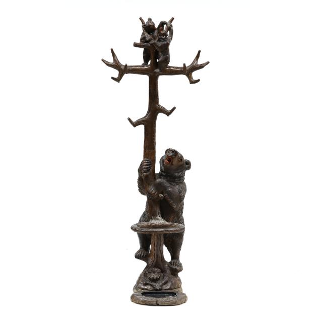 black-forest-naturalistic-carved-bear-hall-tree