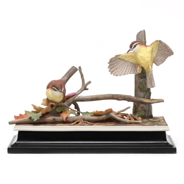 boehm-i-carolina-wrens-with-sugar-maple-i-porcelain-figural-group-on-stand