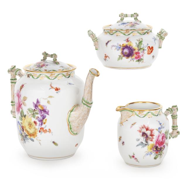 dresden-porcelain-tea-service