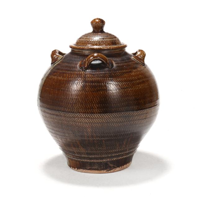 daniel-johnston-seagrove-nc-large-lidded-pottery-urn