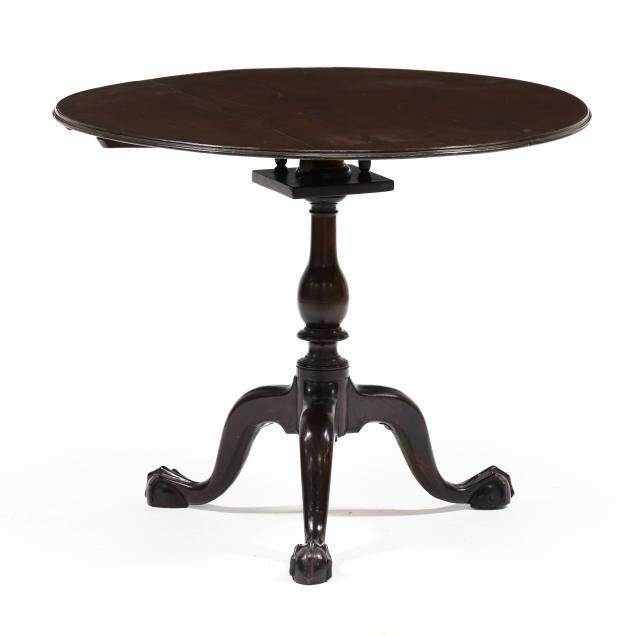 philadelphia-chippendale-mahogany-tilt-top-tea-table