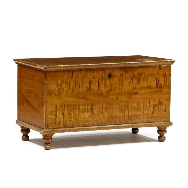 mid-atlantic-faux-grain-painted-blanket-chest