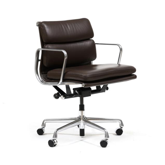 charles-and-ray-eames-aluminum-group-office-chair