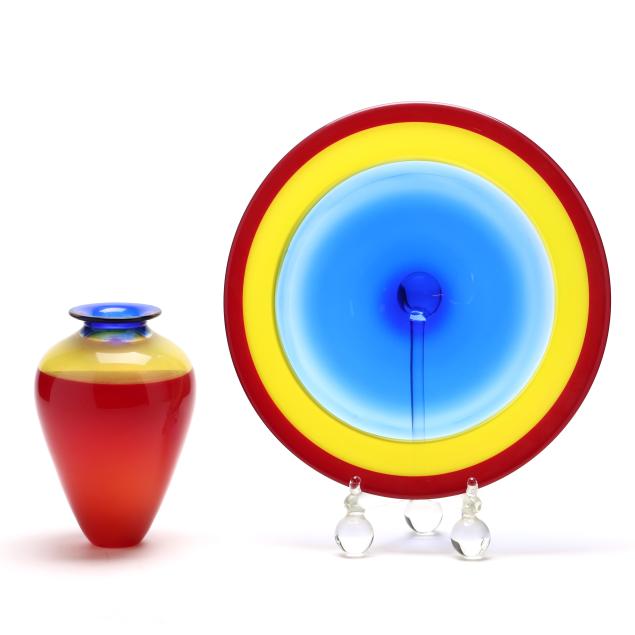 john-quillen-american-20th-21st-century-incalmo-glass-vase-and-charger