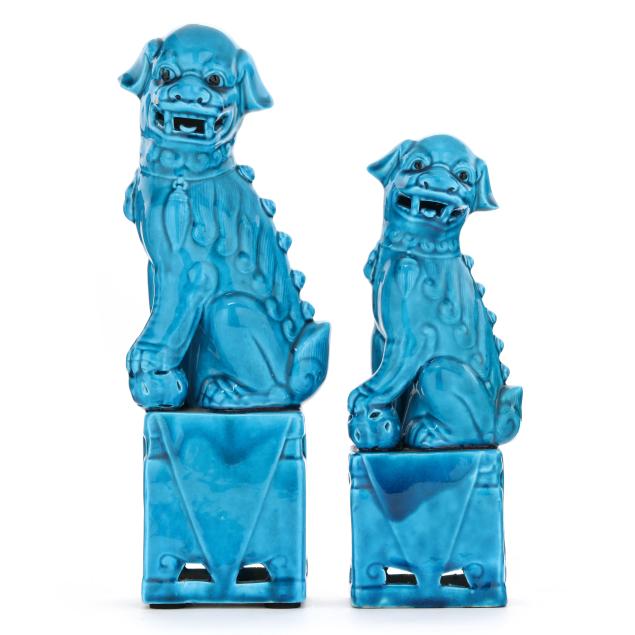 two-chinese-porcelain-turquoise-glazed-foo-lions